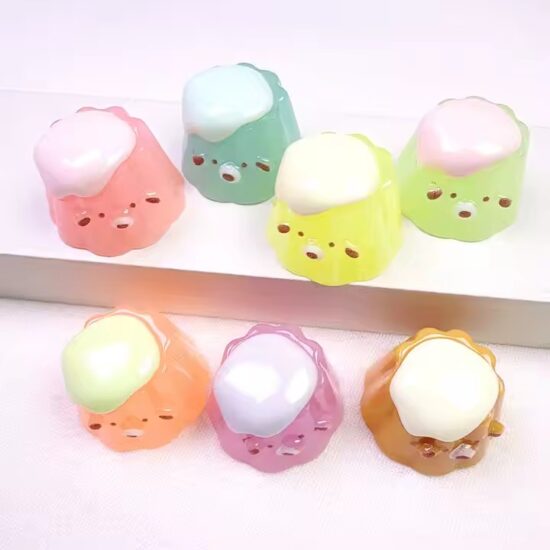 Mini Cartoon Resin Figurines – Cute Craft Toys for Decor and Gifts