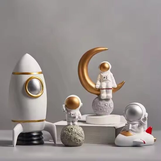 Astronaut Resin Room Decor Figurine

