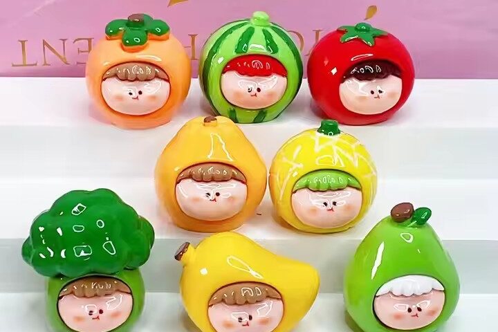 Custom Resin Fruit Block Boy Figurines for Desktop Decoration