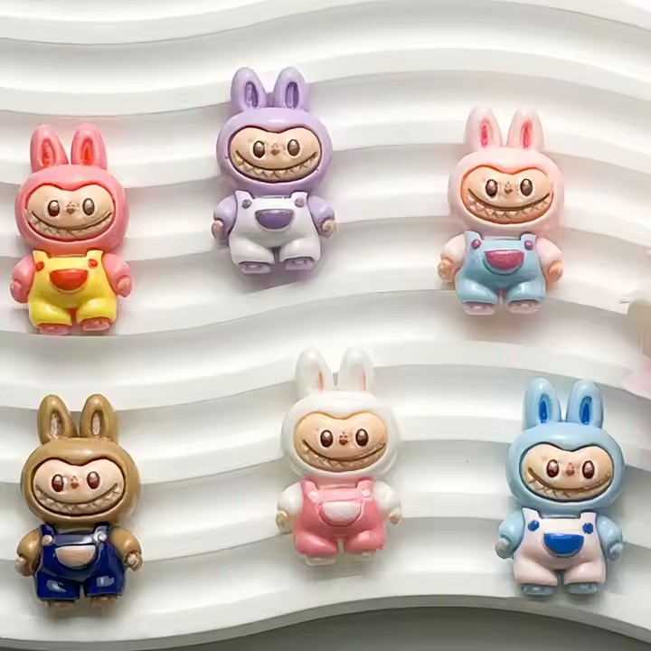 High-Quality Labubu Resin Figurines for Decor and Collectors