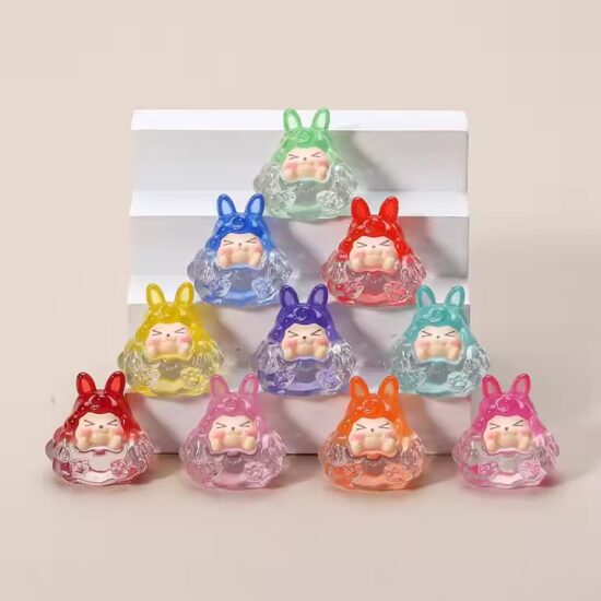 Best-selling cute cartoon resin dolls for wholesale and retail display
