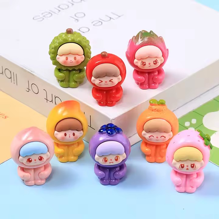 3D Cartoon Fruit Resin Figurines for Decoration and Gifting