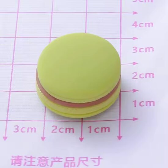 Realistic Cartoon Macaron Cake Resin Decoration for Display