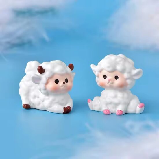 Mini Anime Cartoon Sheep Resin Statue for Decoration