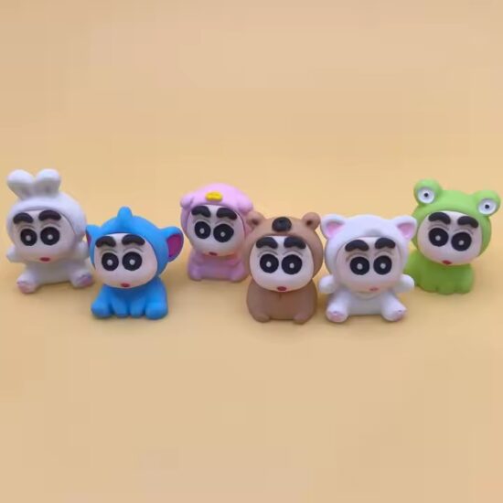 Cute Crayon Shin-Chan Resin Figures for Desktop Decoration