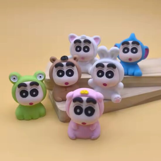 Cute Crayon Shin-Chan Resin Figures for Desktop Decoration