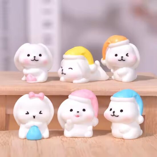 Custom Cute Cartoon Bunny Resin Desk Toy for Decoration